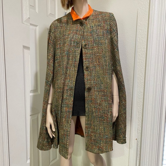 DAM Fashion DEBORAH ANN MACK Lambskin Tweed Wool Poncho Cape With Armhole Size 8 - Picture 2 of 16